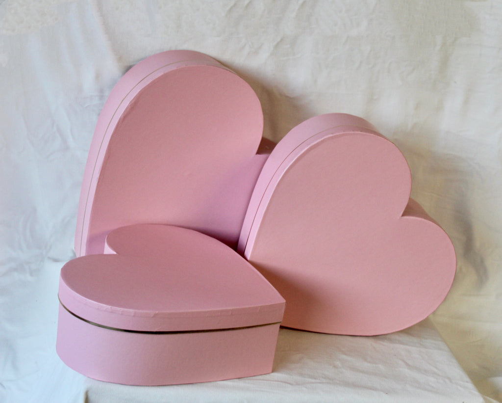 HEART SHAPE BOXES - Floral Props and Design 