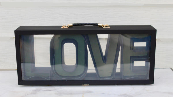 LOVE CASE - Floral Props and Design 